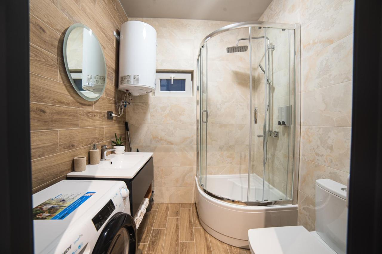 Luxury Apartments Petofi 우주고로트 외부 사진